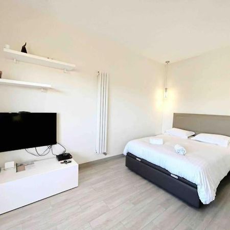 Il Gioiello : Apt 2 Pers, Clim, Piscine, Parking 앙티브 외부 사진