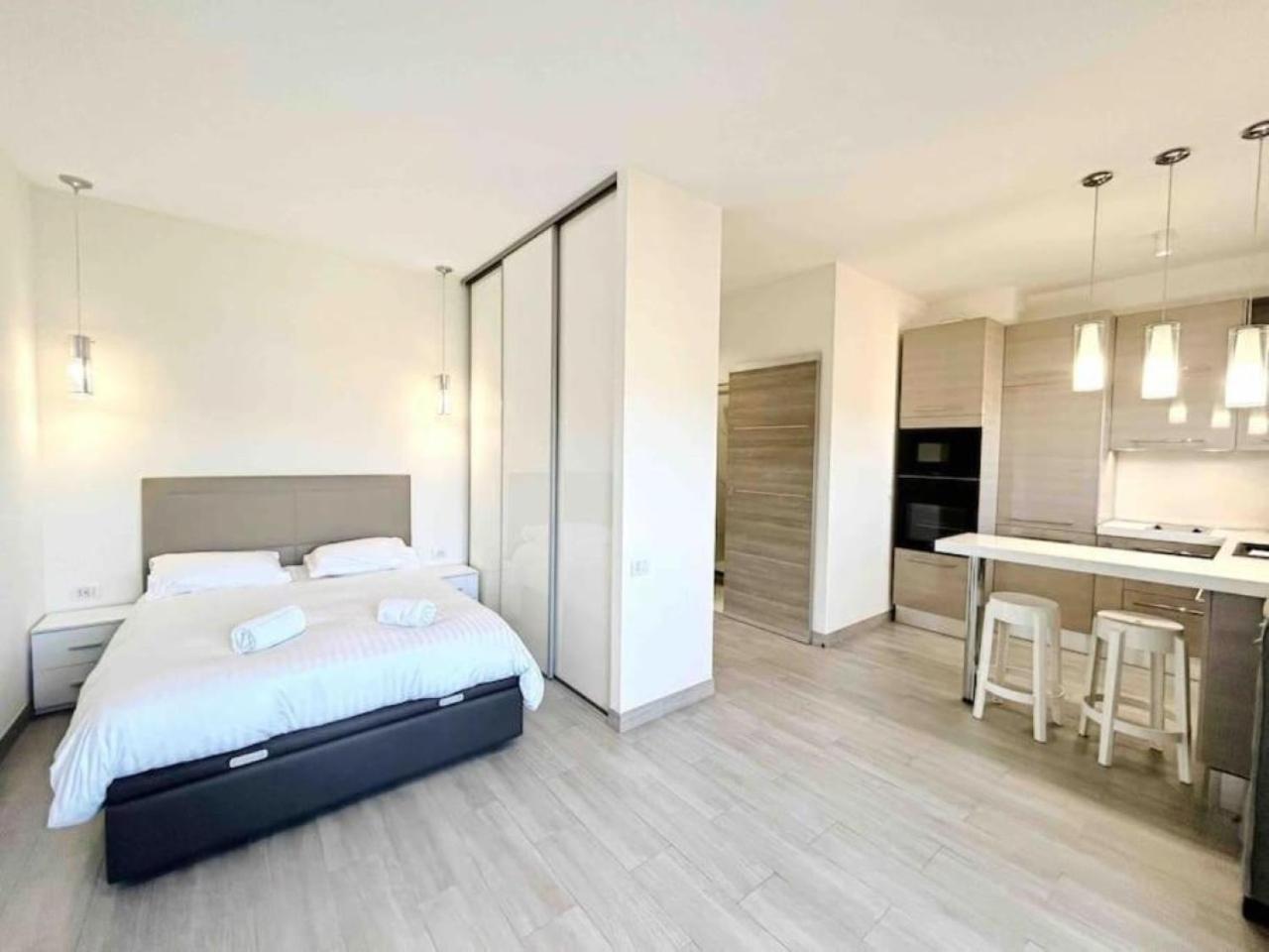 Il Gioiello : Apt 2 Pers, Clim, Piscine, Parking 앙티브 외부 사진