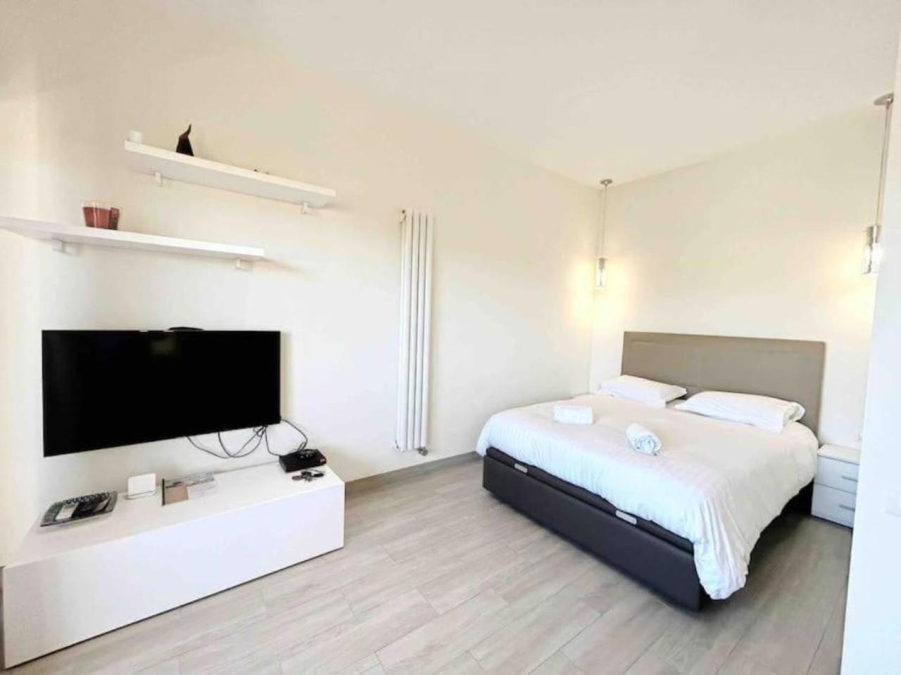 Il Gioiello : Apt 2 Pers, Clim, Piscine, Parking 앙티브 외부 사진